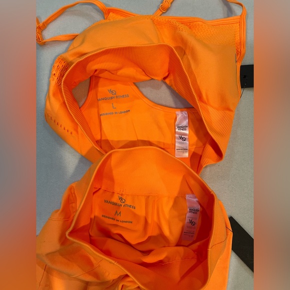 Vanquish Women Bra and Biker Shorts in Bright Sherbert Size Medium/Large NWT - Picture 5 of 5